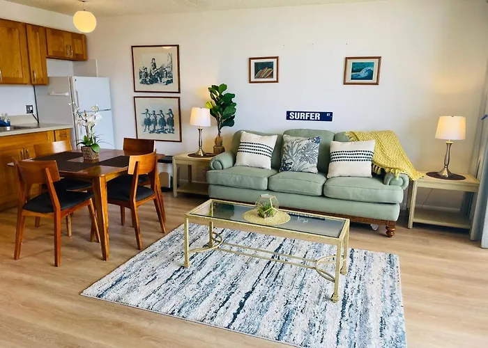 Waikiki Banyan 3411 Ocean View - Free Parking